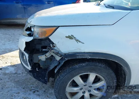 2011 Kia Sorento Lx из США, поврежденный, VIN 5XYKT3A11BG002507